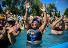Un clásico del verano: 2.400 personas participaron de la tradicional clase de aquagym en el Balneario del Saladillo