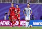 Por qué la Selección argentina usa brazalete negro en el partido ante Suiza