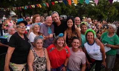 Con un gran festejo, adultas y adultos mayores cerraron la temporada de colonias de verano
