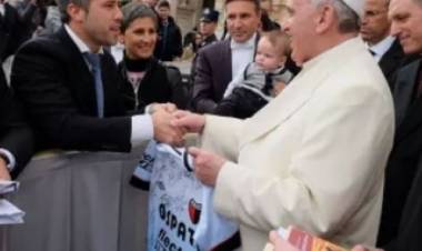 Papa Francisco: "En Santa Fe siempre fui más hincha de Colón que de Unión"