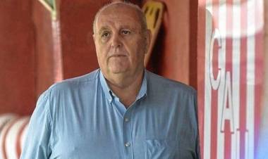 ¿Spahn seguirá pensando que el DT de Unión tiene que ser Vazzoler?