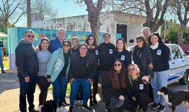 El senador Calvo acompañ+o la quinta fecah del Rally Santafesino de regularidad en María Juana