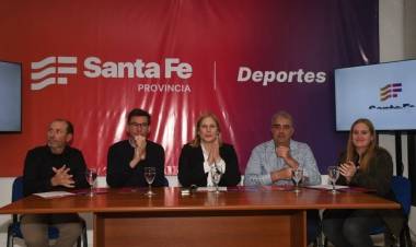 Histórico: reeditan la carrera ciclista Rosario- Santa Fe