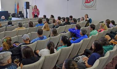 Los Jadar y la faceta educativa: arrancó el Congreso con presencia de una ex Leona