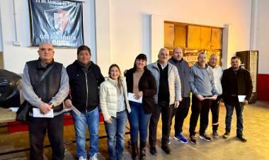 Calvo y Chivallero se reunieron con entidades deportivas de Rafaela