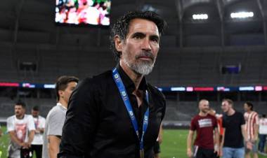 Eduardo Domínguez, el DT que cada vez que lo ven vencido, construye un campeón: cuarto título con Estudiantes