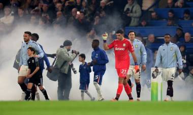 El Aston Villa del “Dibu” Martínez le ganó al Chelsea e igualó un récord histórico