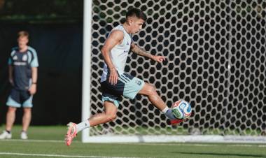 “Vamos a intentar defender el título”: Thiago Almada en la previa de Argentina-Cabo Verde