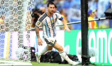 Messi abrió el marcador y extendió su record