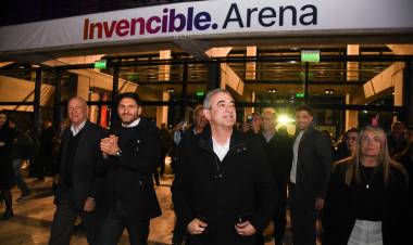 Javkin en la inauguración del Invencible Arena: «Tan grande como esta obra es la grandeza que le espera a Rosario»