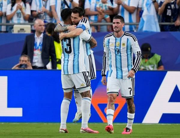 Con una actuación estelar de Messi, Argentina goleó a Argelia en su debut en el Mundial 2026