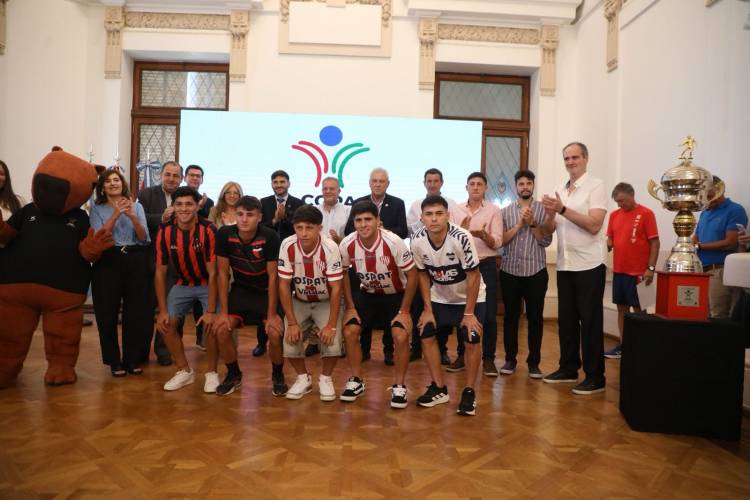 Presentaron la instancia final de la Copa Túnel Subfluvial de fútbol 