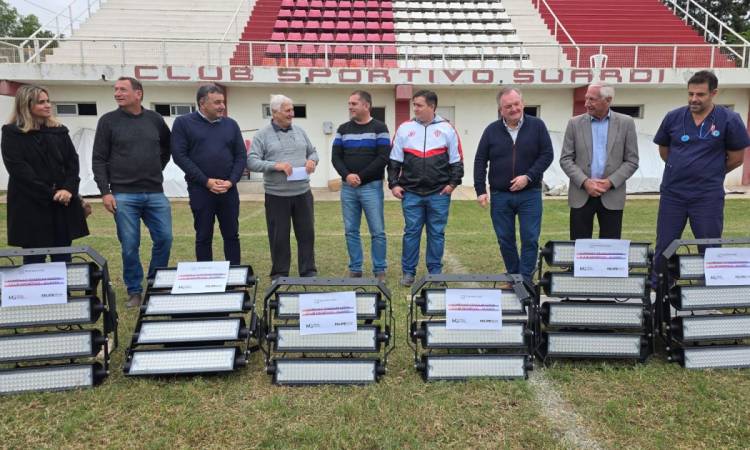 Michlig y González entregaron importantes aportes gubenamentales en Villa Trinidad, San Guillermo y Suardi