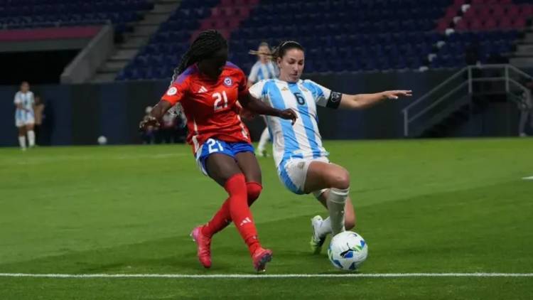 Copa América Femenina 2025: Argentina venció 2-1 a Chile y lidera la Zona A