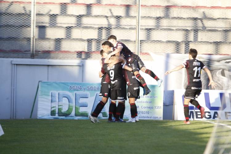 Colón ganó un partido fundamental en Salta y reacciona