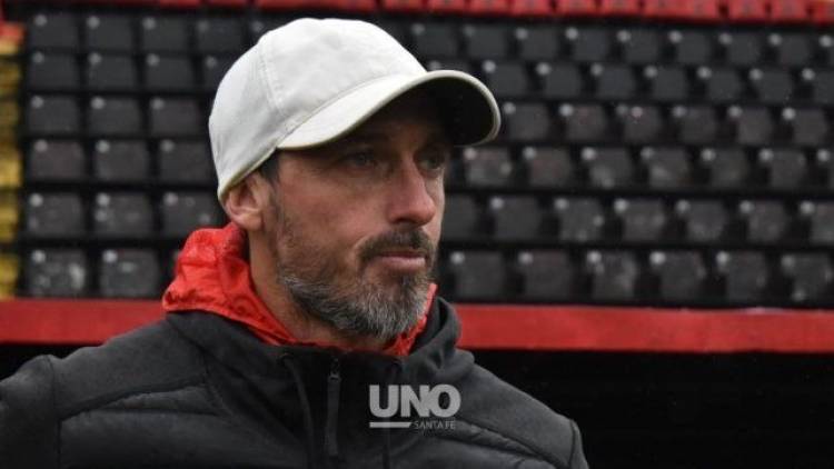 Minella, tras la caída de Colón: "Nos faltó efectividad, pero el equipo no se va a rendir"