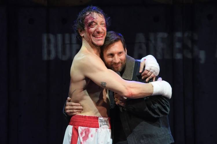 Lionel Messi fue a ver Rocky, la obra de su gran amigo Nicolás Vázquez
