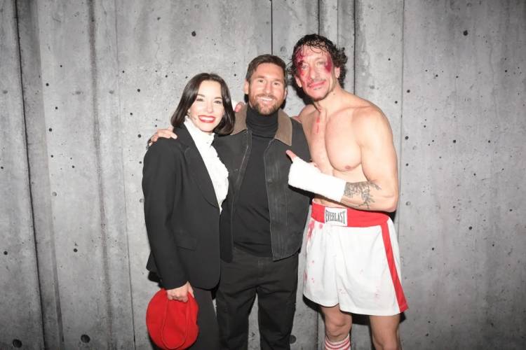 Lionel Messi fue a ver Rocky, la obra de su gran amigo Nicolás Vázquez