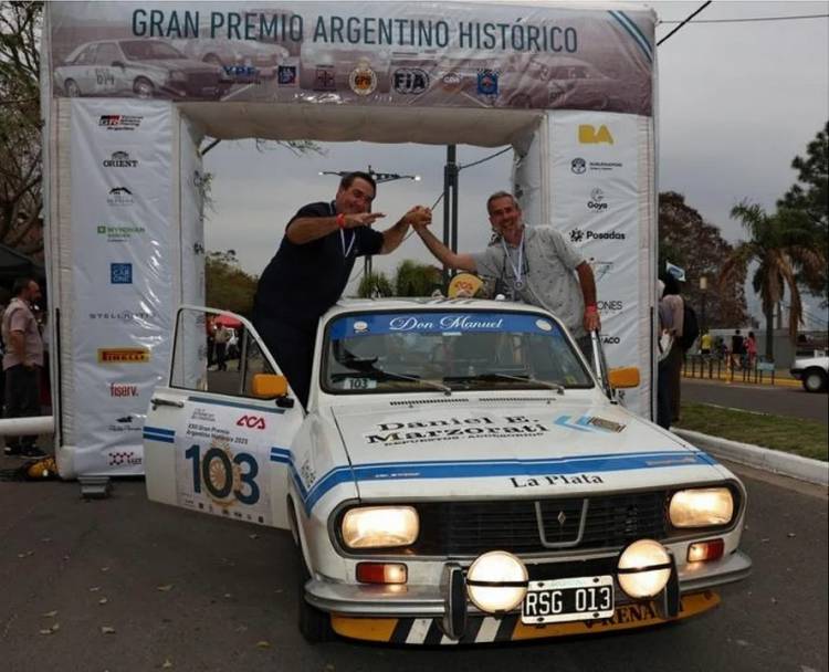 Un Renault 12 de 1976 ganó el Gran Premio Argentino Histórico 2025