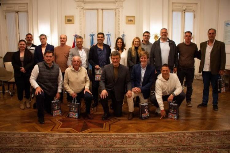 El municipio reconoció a los clubes rosarinos que fueron sede de los Jadar 2025