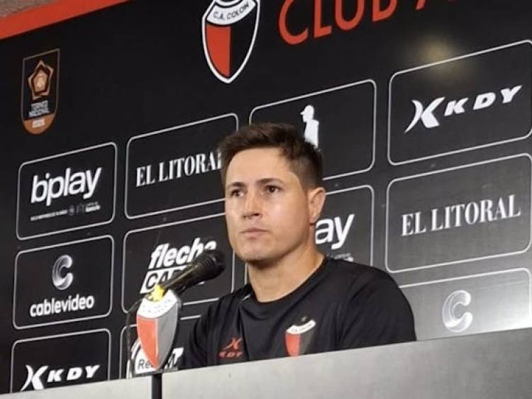 “No merecíamos empezar de otra manera”: Medrán analizó el sólido debut de Colón ante Madryn