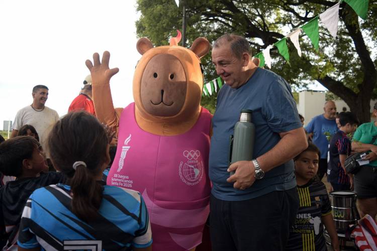 Más de 1000 chicos disfrutaron del encuentro de la Liga Infantil de los Barrios en la Costanera
