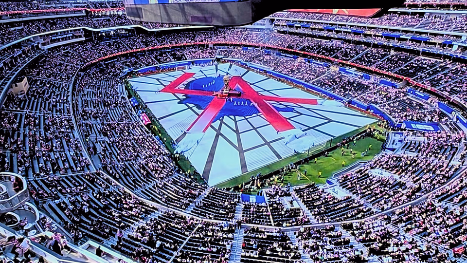 La tercera inauguración del Mundial marcó un hito pop estadounidense en Los Ángeles