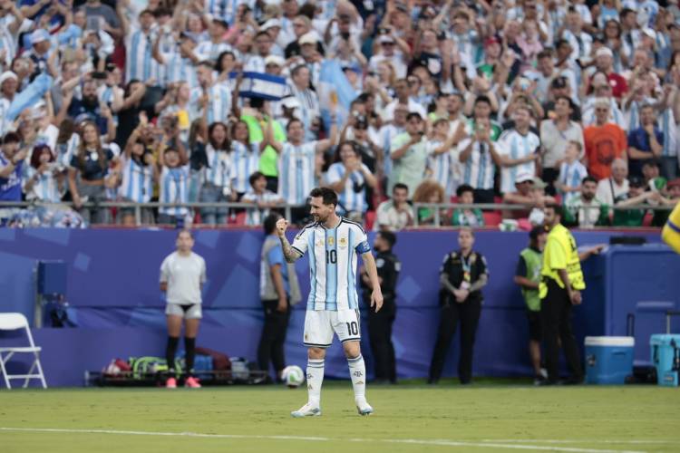 Mac Allister: “Lo ganamos con Leo que es increíble”