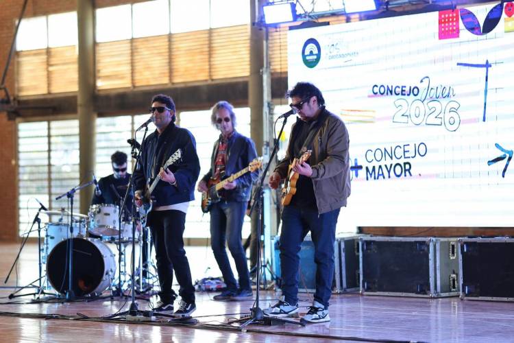 Concejo Joven y Concejo Mayor, juntos por primera vez en una experiencia que reunió a más de 1500 personas