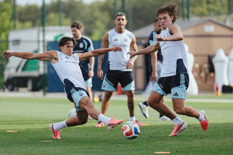 Con la presencia de Messi, Argentina se entrenó con la mirada puesta en Austria