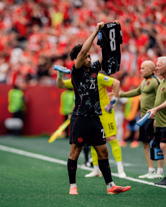 Canadá goleó a Qatar y se acercó a los dieciseisavos de final del Mundial 2026