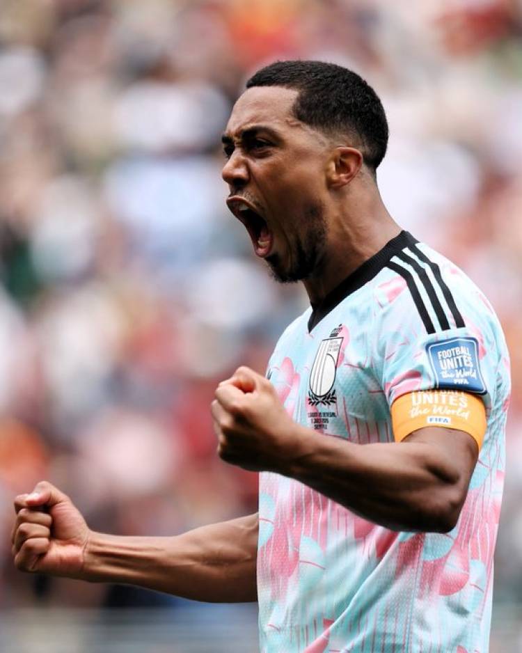 Histórica remontada de Bélgica ante Senegal para meterse en octavos de final del Mundial