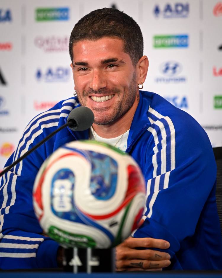 De Paul habló sobre Messi y su rol en la Selección: “Lo importante es disfrutarlo todos los días”
