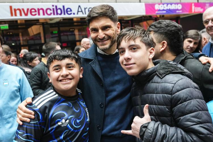 Pullaro: “El Invencible Arena nos muestra el camino que hoy recorren Rosario y la provincia de Santa Fe”