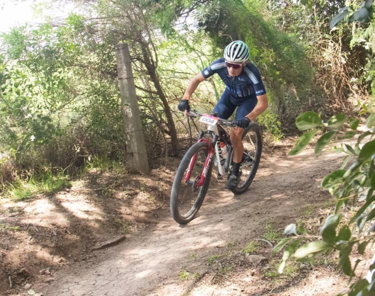 Juegos Suramericanos 2026: Joel Contreras se consagró campeón de Ciclismo MTB en Rafaela