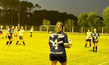 La Municipalidad dio inicio al Primer Torneo Femenino de Fútbol “Copa Ciudad de Santo Tomé”