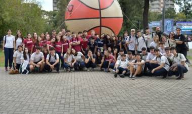 Juegos CReAR 2026: escuelas y clubes de Rosario podrán participar del programa de Visitas Guiadas