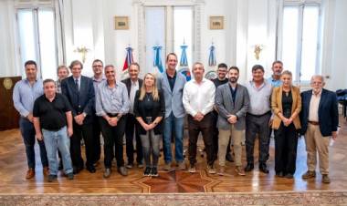 El Municipio desarrolló una mesa de trabajo con clubes de la costa