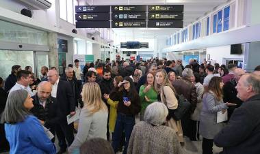 Histórico: Provincia anunció que por primera vez la ciudad de Santa Fe tendrá un vuelo internacional regular y será a Florianópolis
