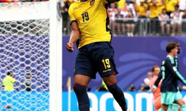 Ecuador hace historia, vence a Alemania y se mete en 16avos. de final