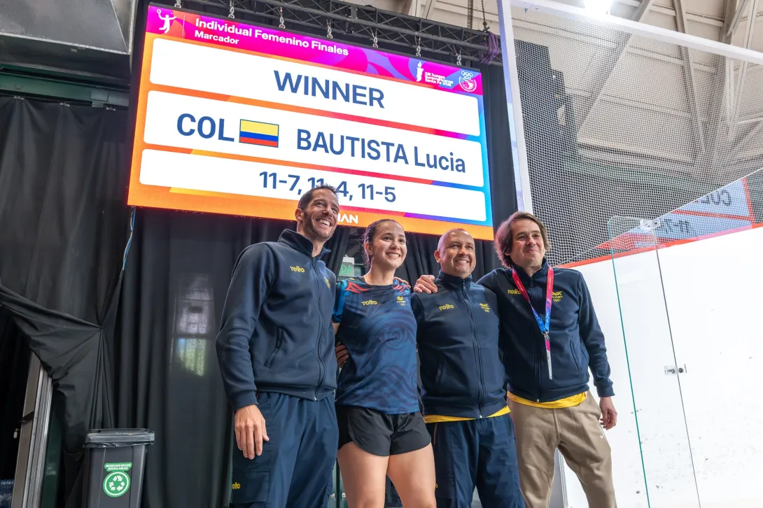 Squash: Perú y Colombia dominaron las primeras finales en Santa Fe 2026