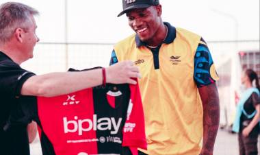 El colombiano Ronald Longa y la pulsera sabalera de la suerte