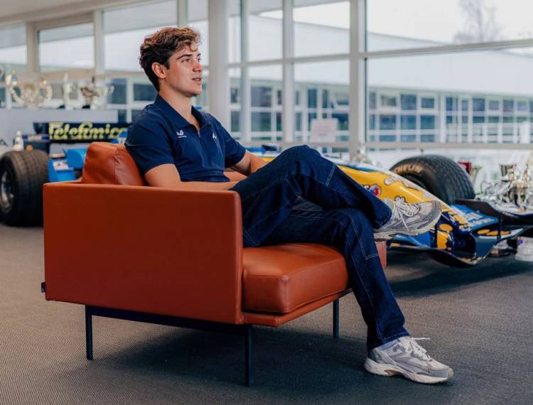 El gesto de Briatore que volvió a encender los rumores sobre el futuro de Colapinto