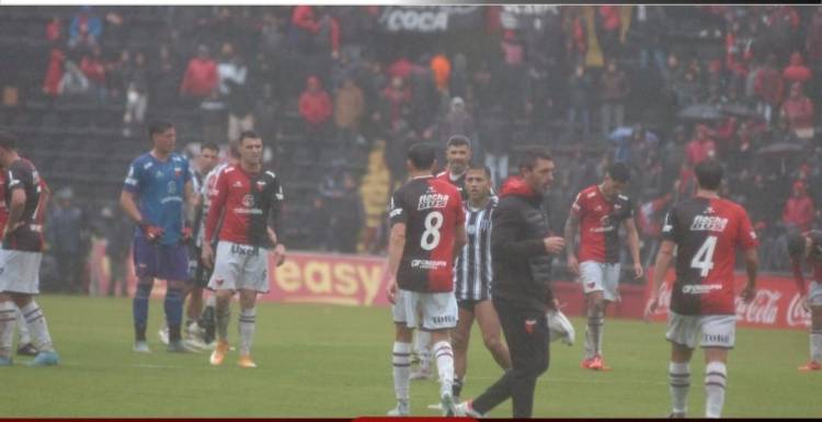 Colón y una dolorosa derrota ante Gimnasia de Mendoza