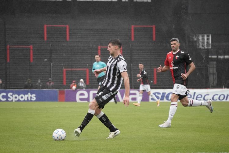 Colón y una dolorosa derrota ante Gimnasia de Mendoza