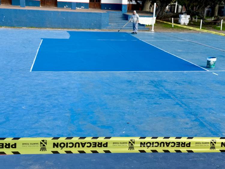 La Municipalidad avanza con tareas de mejora, mantenimiento y obras en el Playón Deportivo y en las instalaciones del Camping Municipal