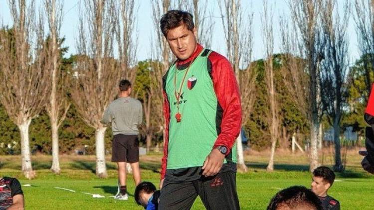 La primera formación de Colón que definió Ezequiel Medrán
