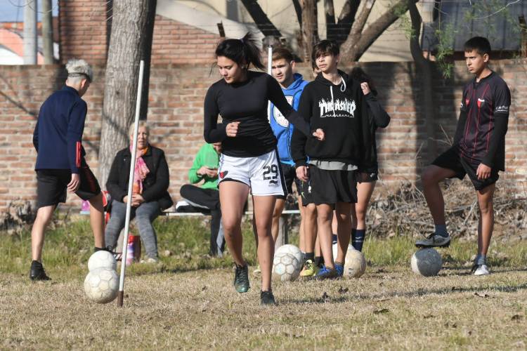 Deportes en los barrios: las actividades continúan todo el verano