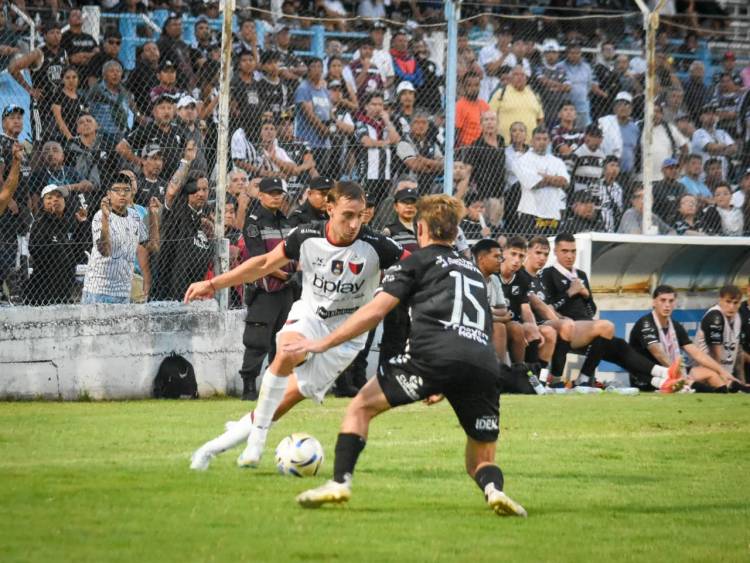 Colón se trajo un empate de tierras salteñas