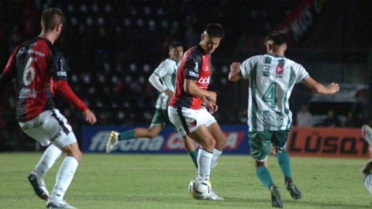 Lértora y la vara alta de Colón: "Cada partido es un paso más"